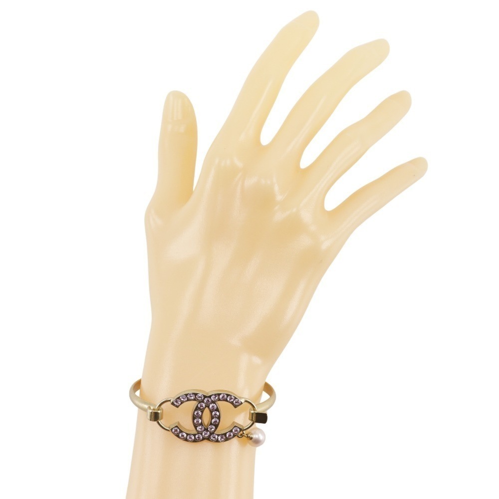 CHANEL Pink Pearl Logo Bracelet - Picture 2 of 6